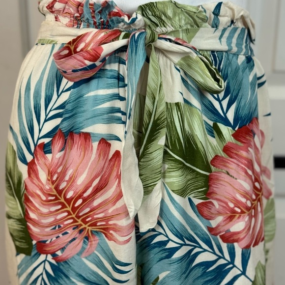 SEE YOU MONDAY Floral Tropical Wide Leg Rayon Jumpsuit Size XL. E99 - Picture 4 of 15